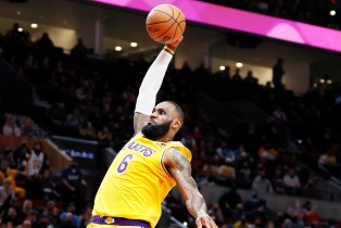 LeBron James dunking