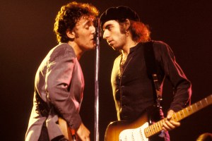 Photo of Bruce SPRINGSTEEN and LITTLE STEVEN and Steven VAN ZANDT